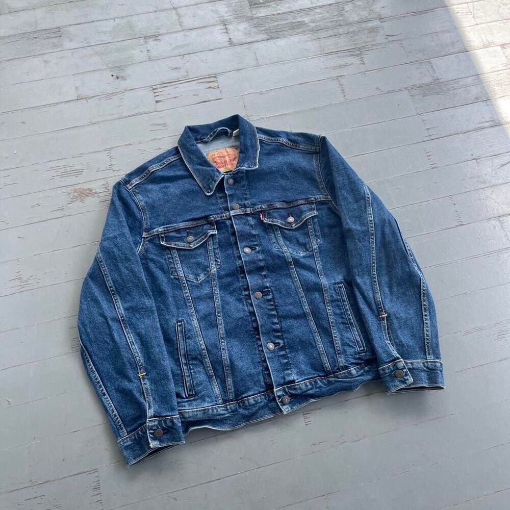 Levi's Old Money Y2K Denim Trucker Jacket